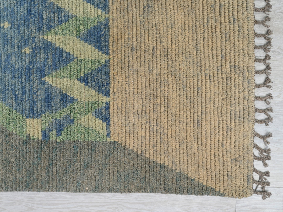 10' 0" x 13' 9"