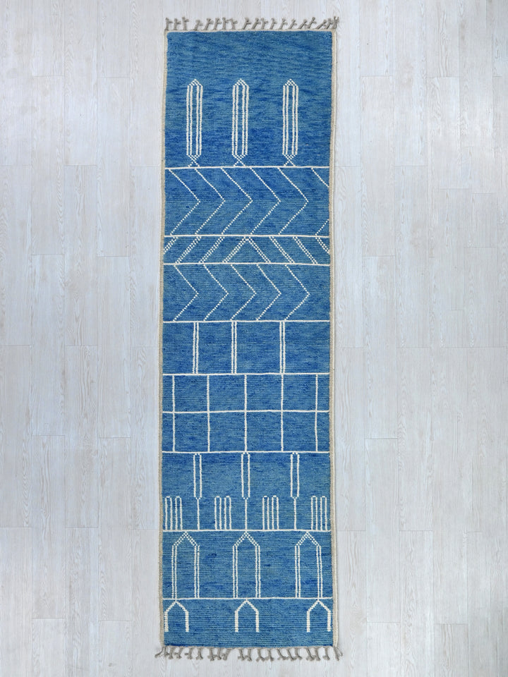 2' 7" x 10' 2"