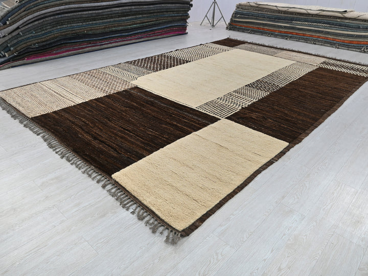 8' 12" x 14' 1"