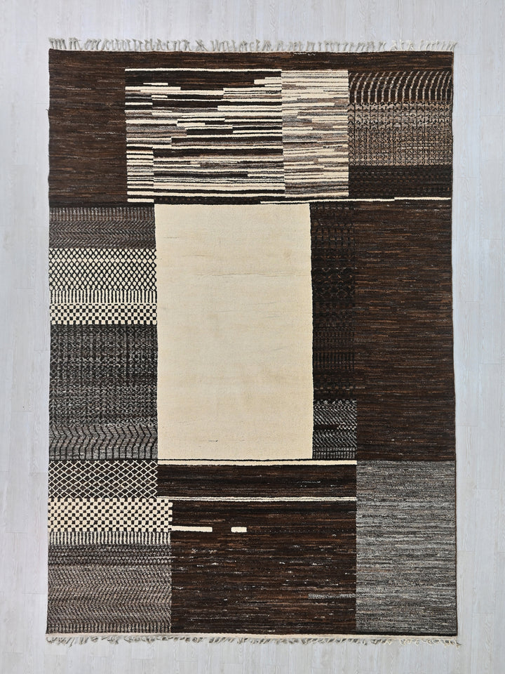 8' 12" x 14' 1"