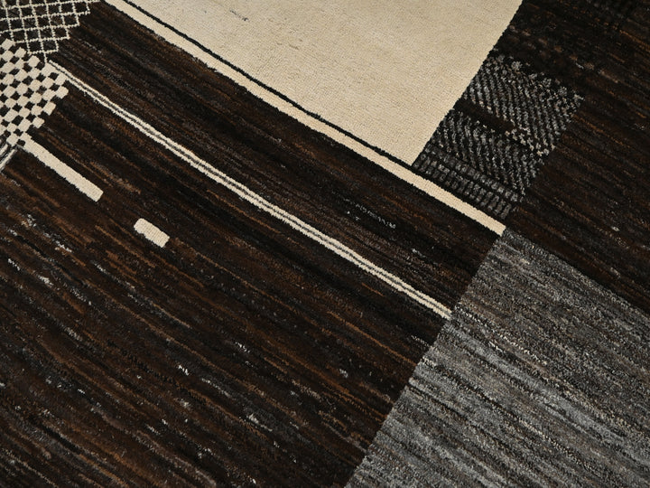 8' 12" x 14' 1"