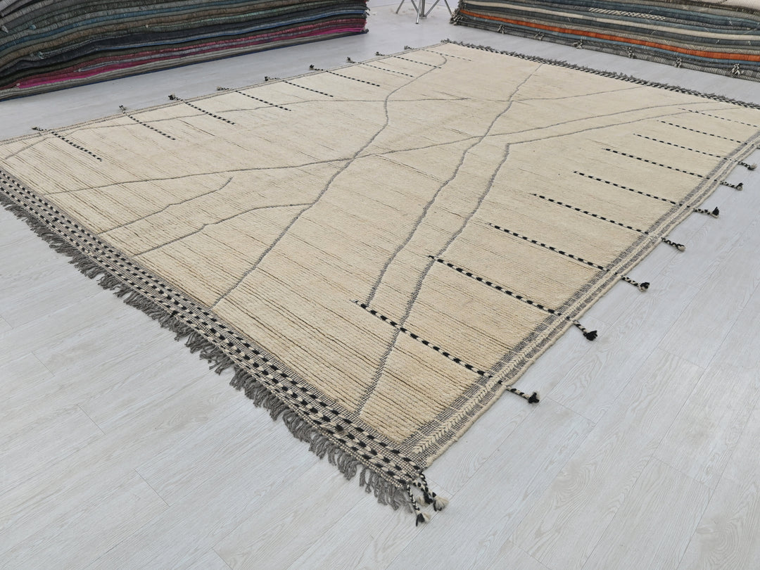 9' 9" x 14' 1"
