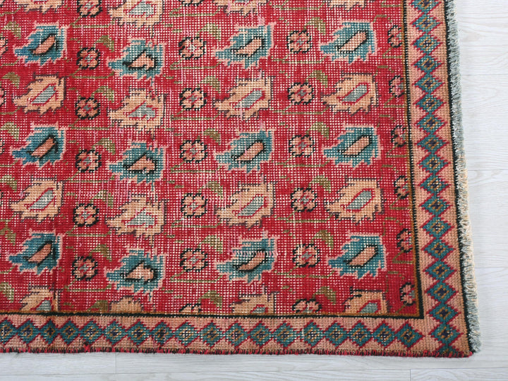 2' 11" x 4' 3"