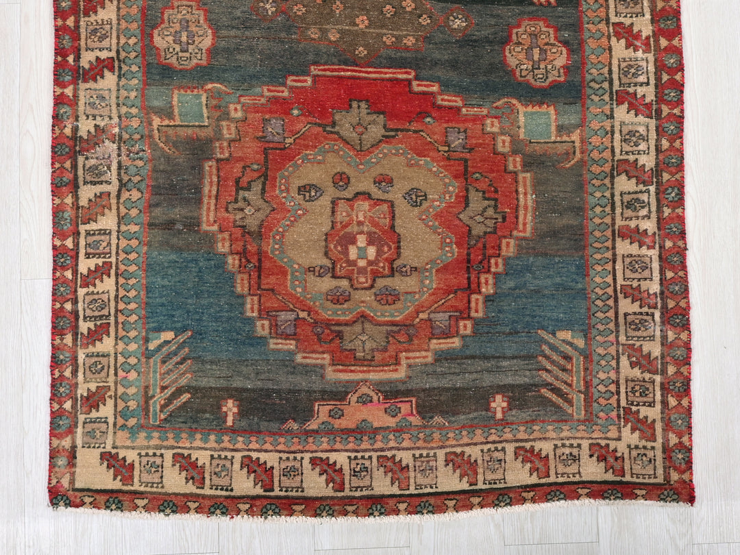 3' 5" x 12' 6"
