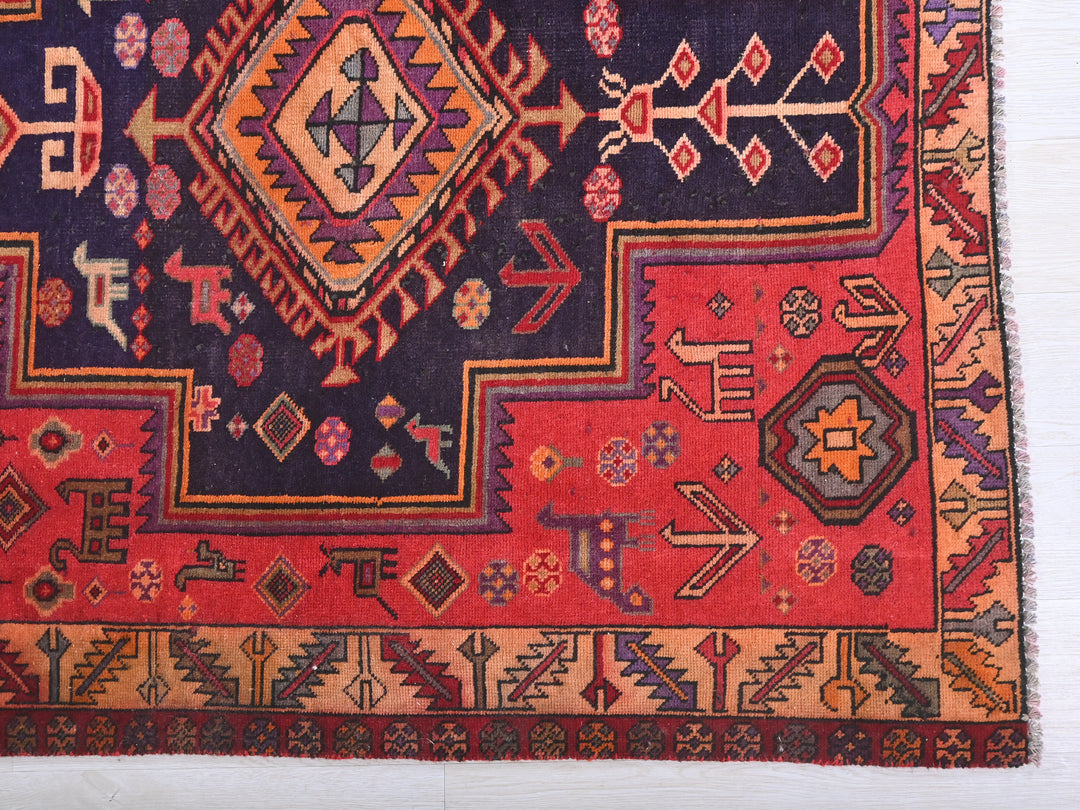 4' 5" x 9' 11"