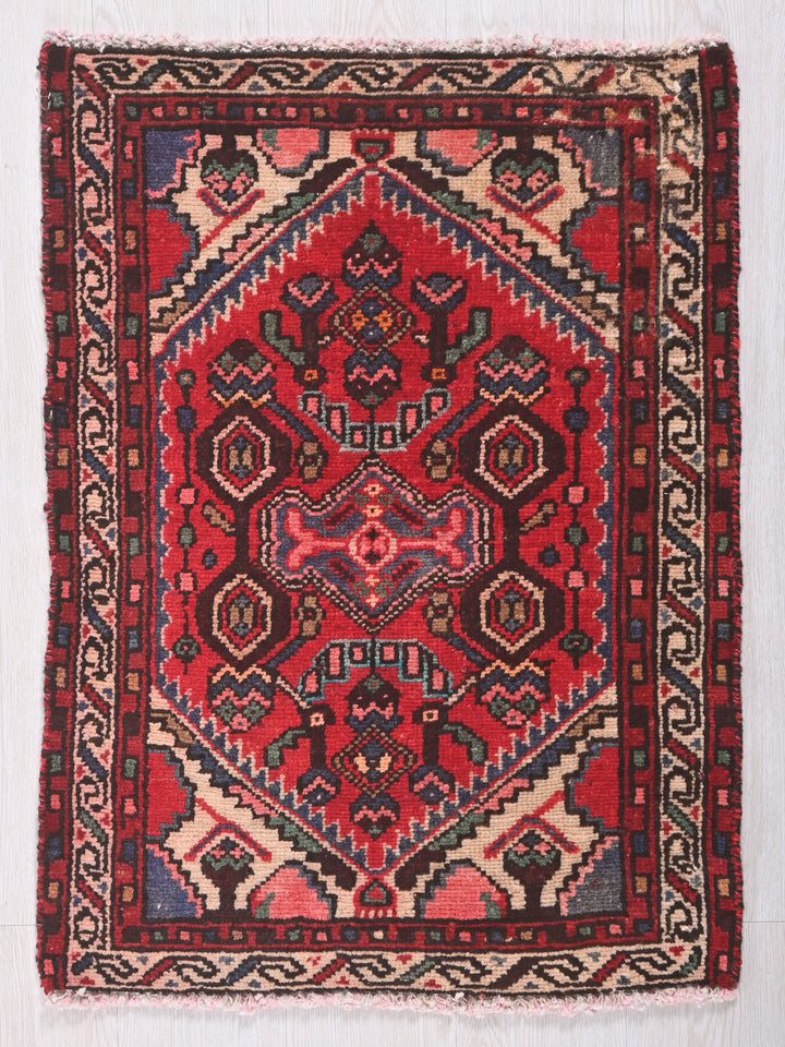1' 12" x 2' 7"