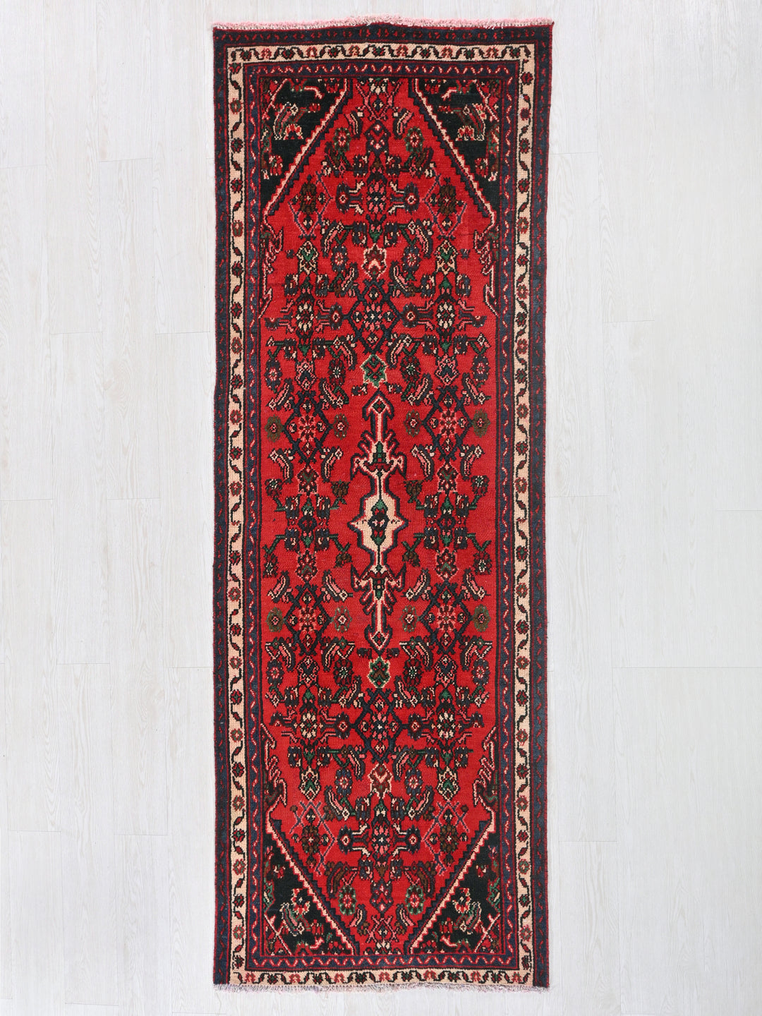 2' 11" x 8' 4"