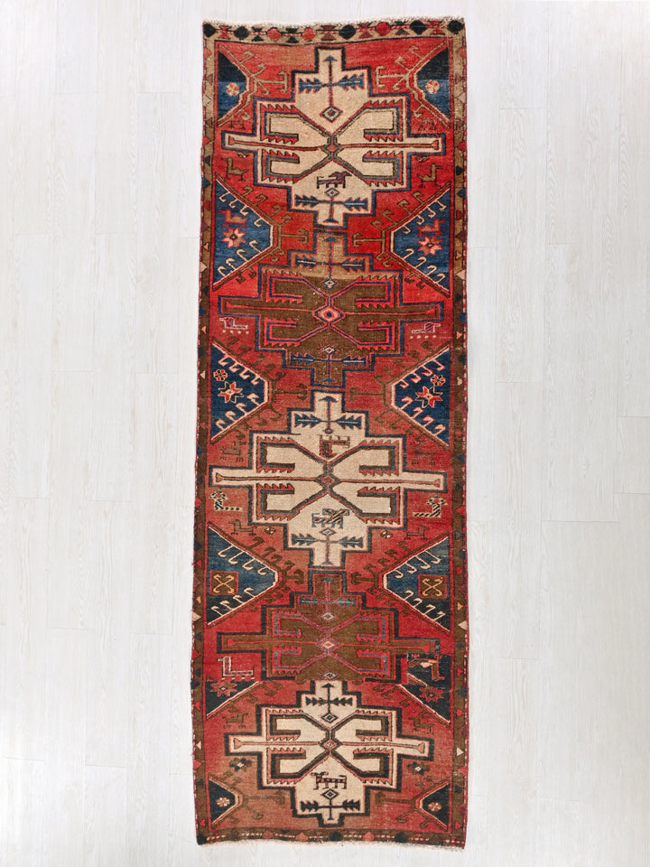 2' 11" x 8' 10"