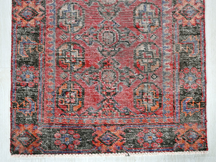 3' 1" x 10' 0"
