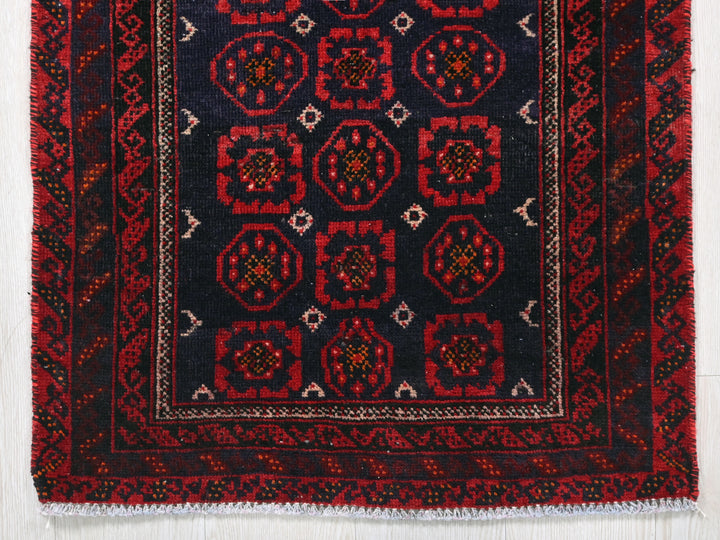 2' 1" x 4' 2"