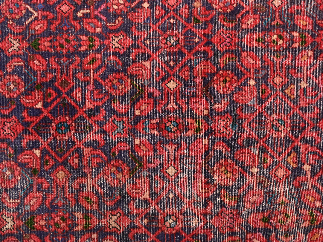 2' 6" x 9' 0"