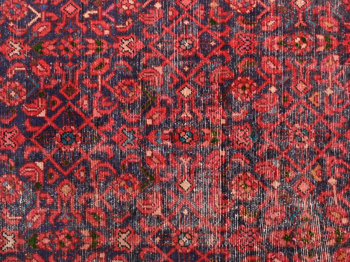 2' 6" x 9' 0"