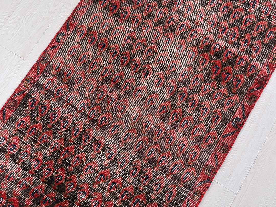 2' 6" x 14' 0"