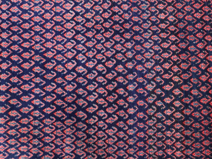 3' 11" x 8' 3"