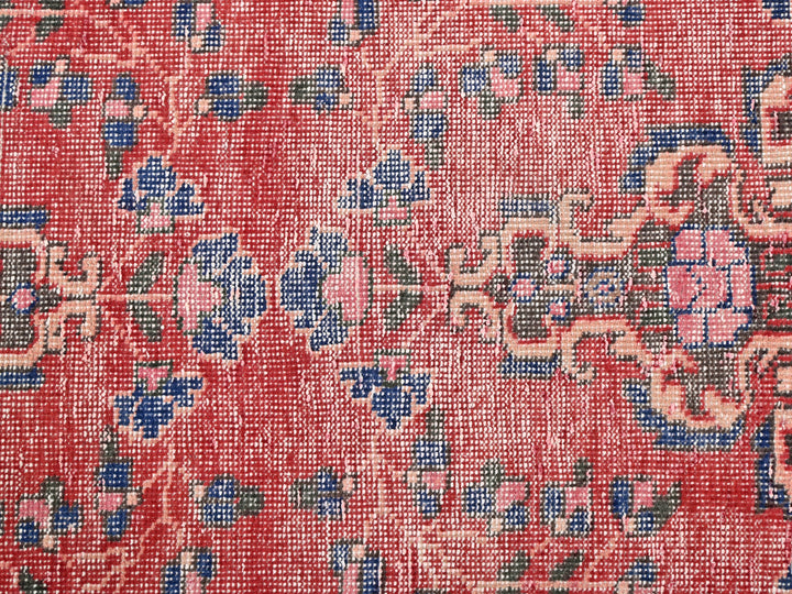2' 4" x 9' 1"