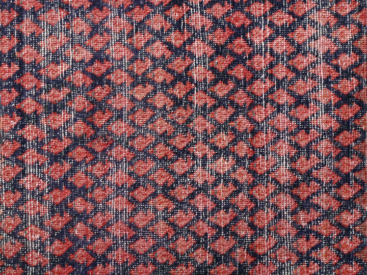 2' 3" x 8' 10"