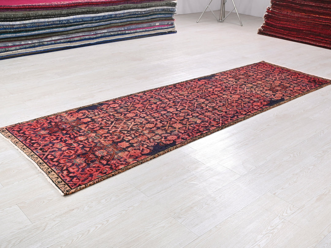 2' 11" x 8' 2"