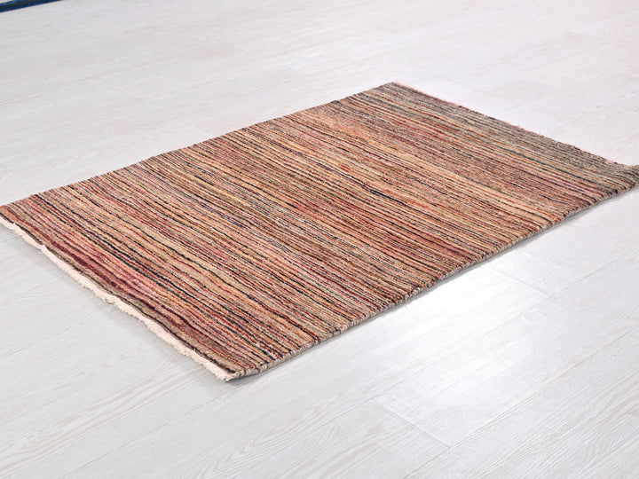 2' 6" x 3' 9"
