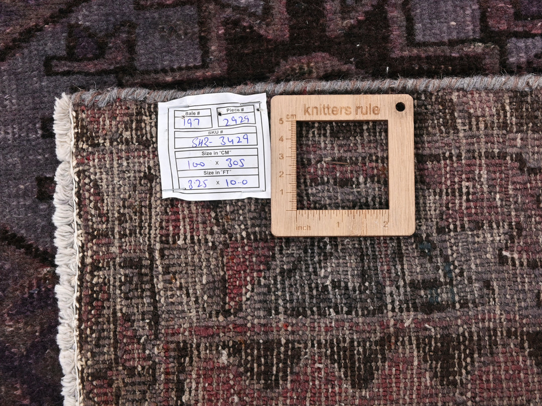 3' 3" x 10' 0"