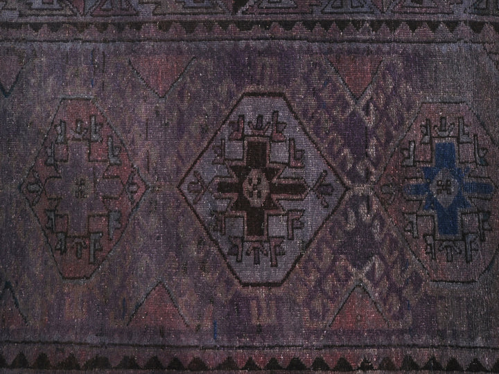 3' 3" x 10' 0"