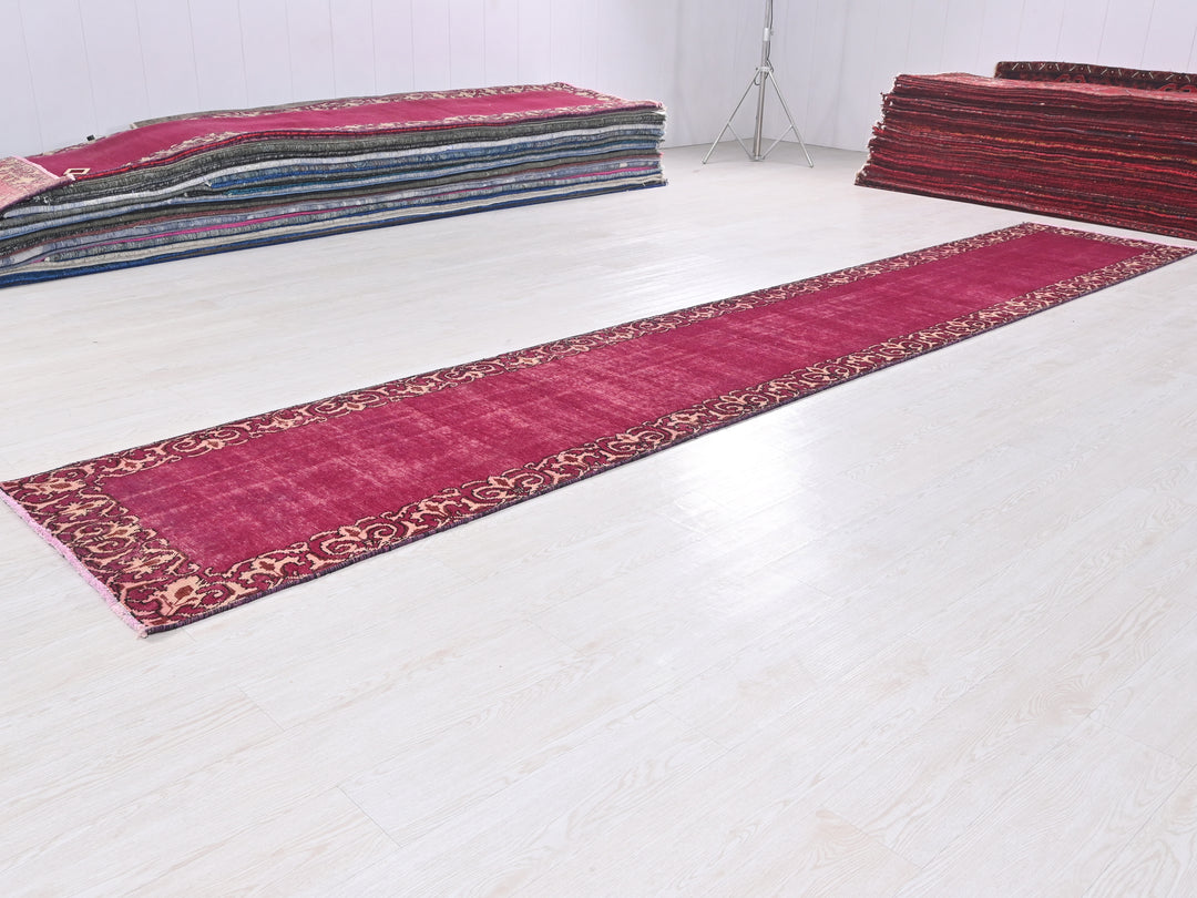 2' 6" x 14' 11"