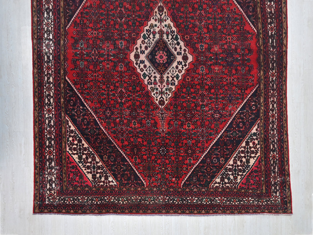 10' 5" x 14' 0"