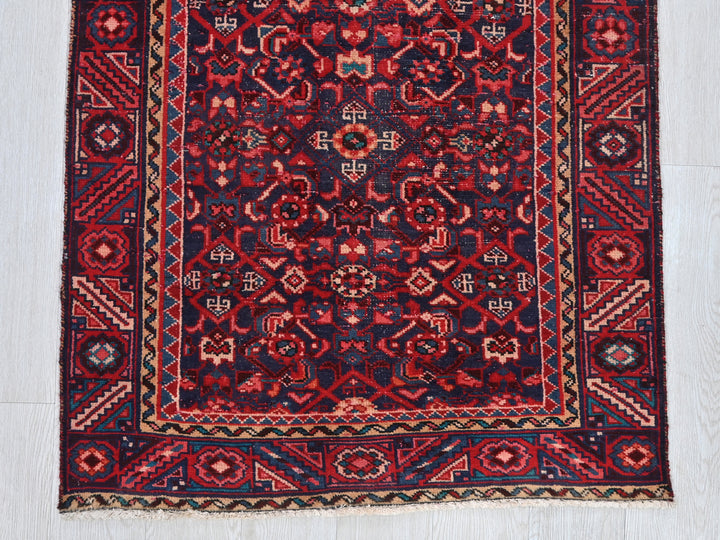 2' 12" x 10' 0"