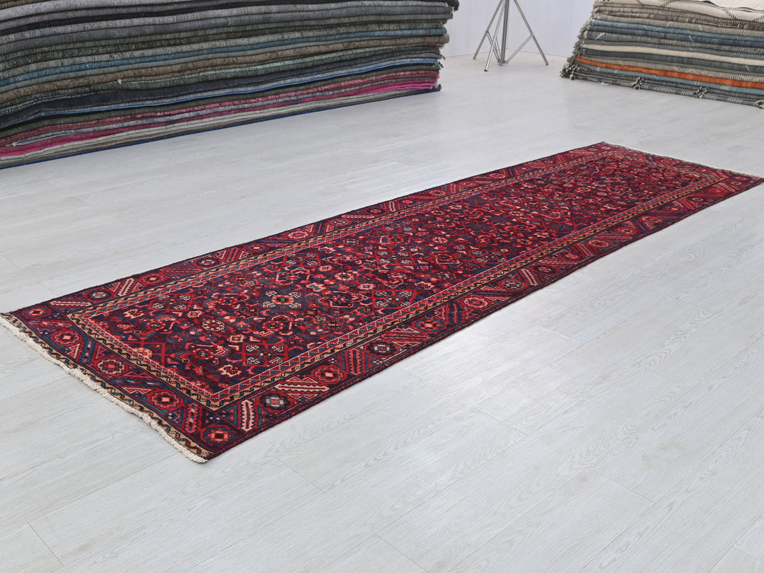 2' 12" x 10' 0"
