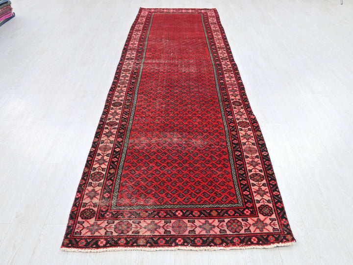 3' 5" x 12' 10"
