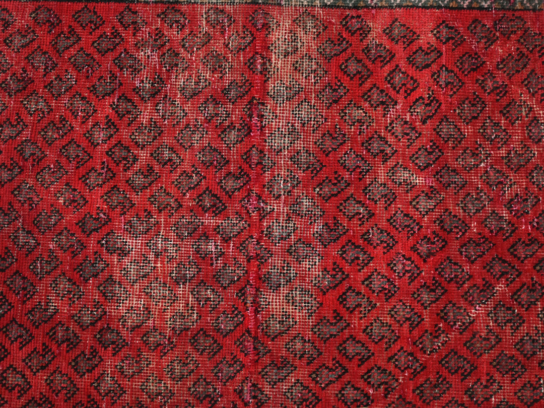 3' 5" x 12' 10"