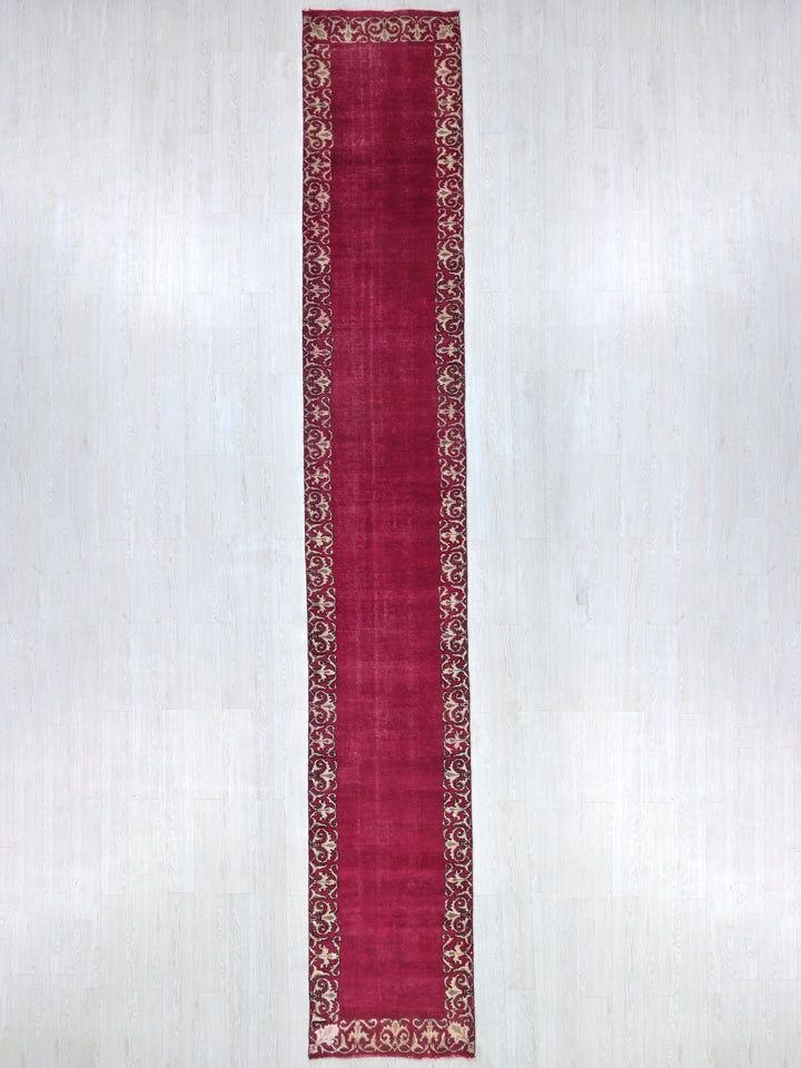 2' 7" x 18' 3"