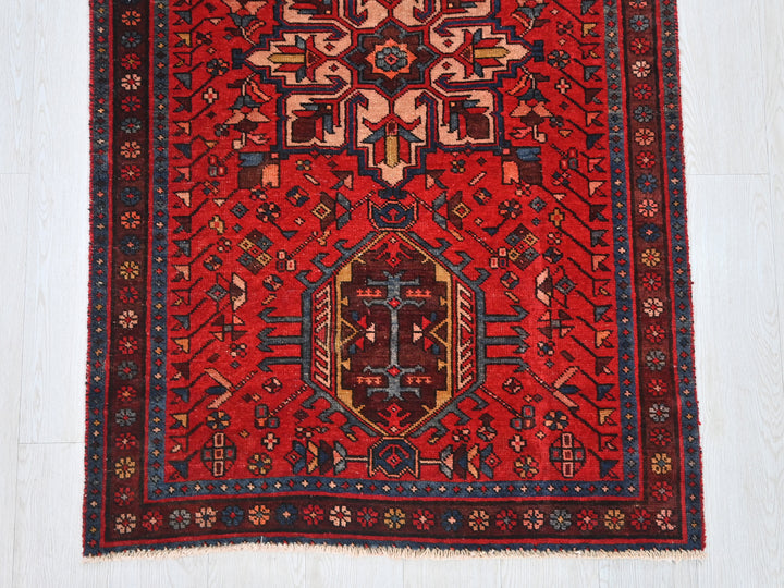3' 3" x 10' 11"