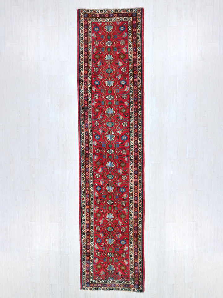 3' 2" x 12' 10"