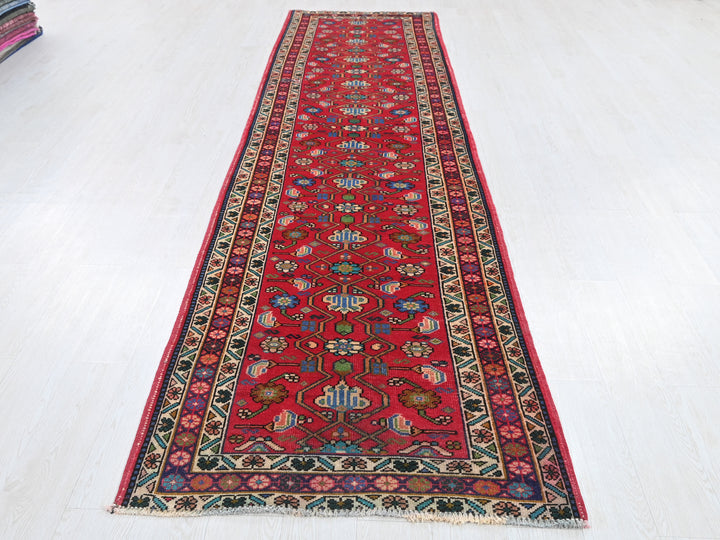 3' 2" x 12' 10"
