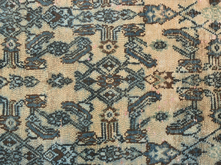 2' 0" x 9' 2"