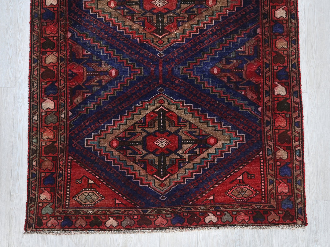 3' 8" x 12' 6"