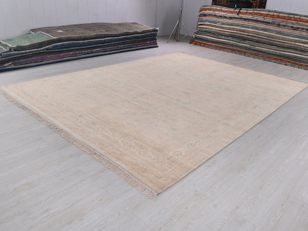 8' 11" x 12' 0"