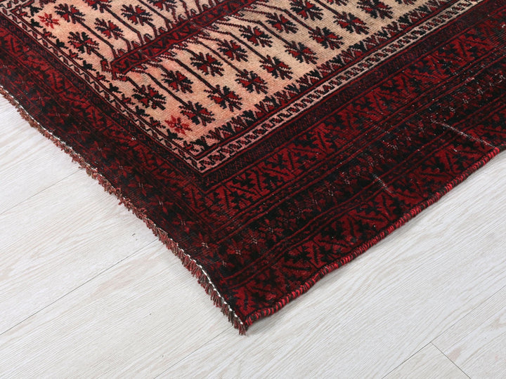 a close up of a rug on the floor