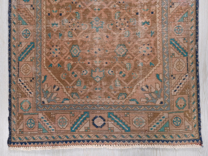 2' 11" x 8' 12"