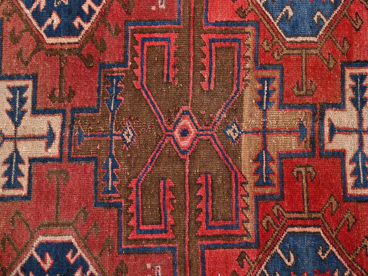 2' 11" x 8' 10"