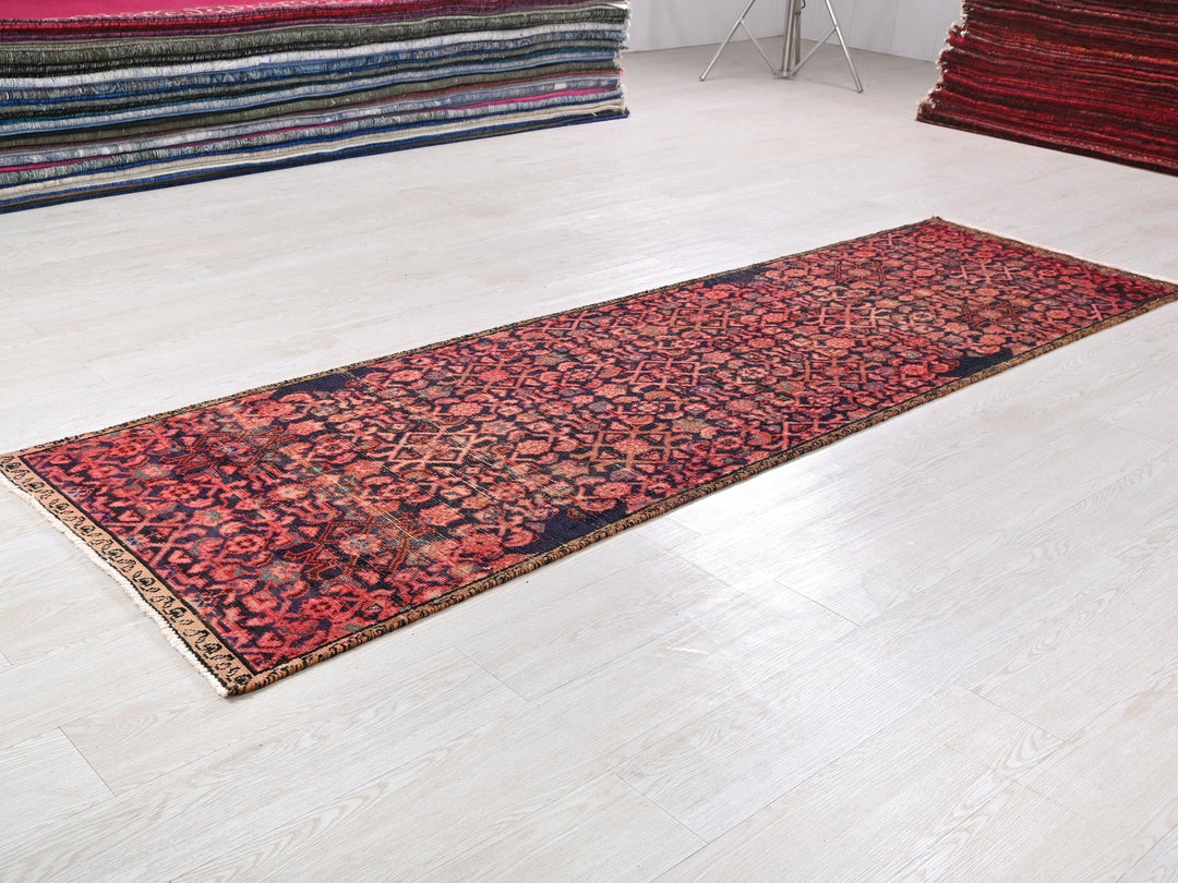 2' 11" x 8' 2"