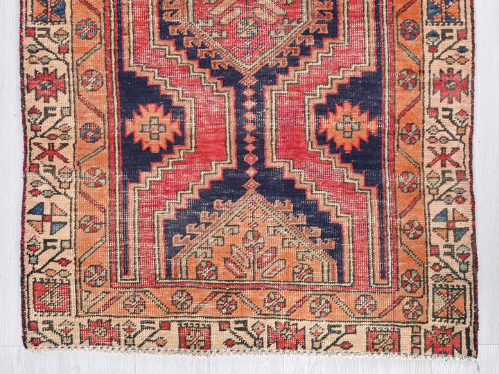 2' 12" x 10' 4"