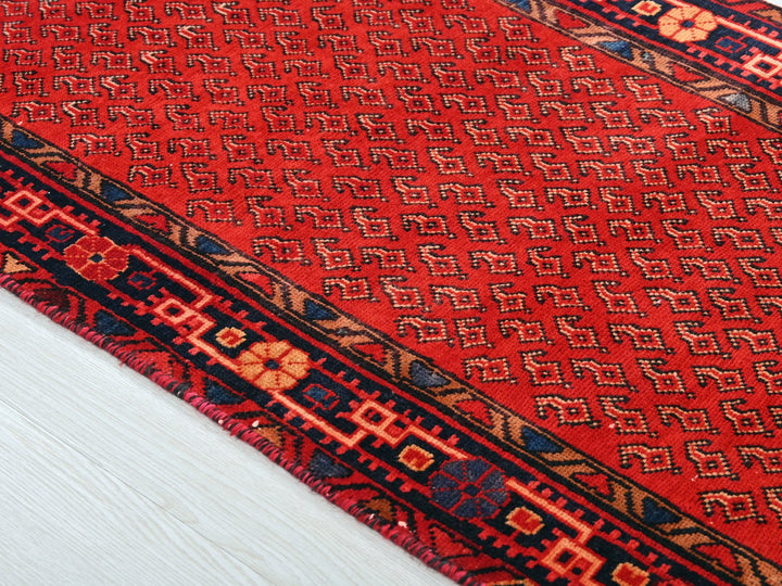 2' 1" x 8' 2"