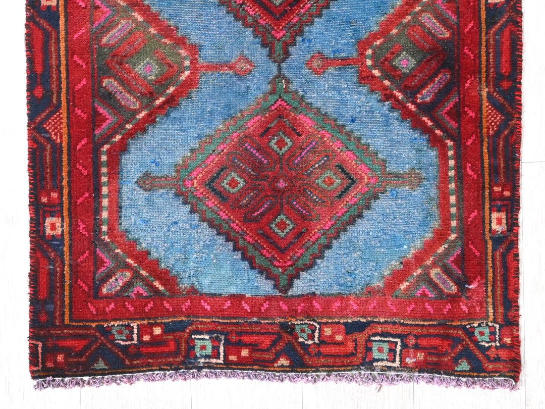 2' 1" x 12' 2"