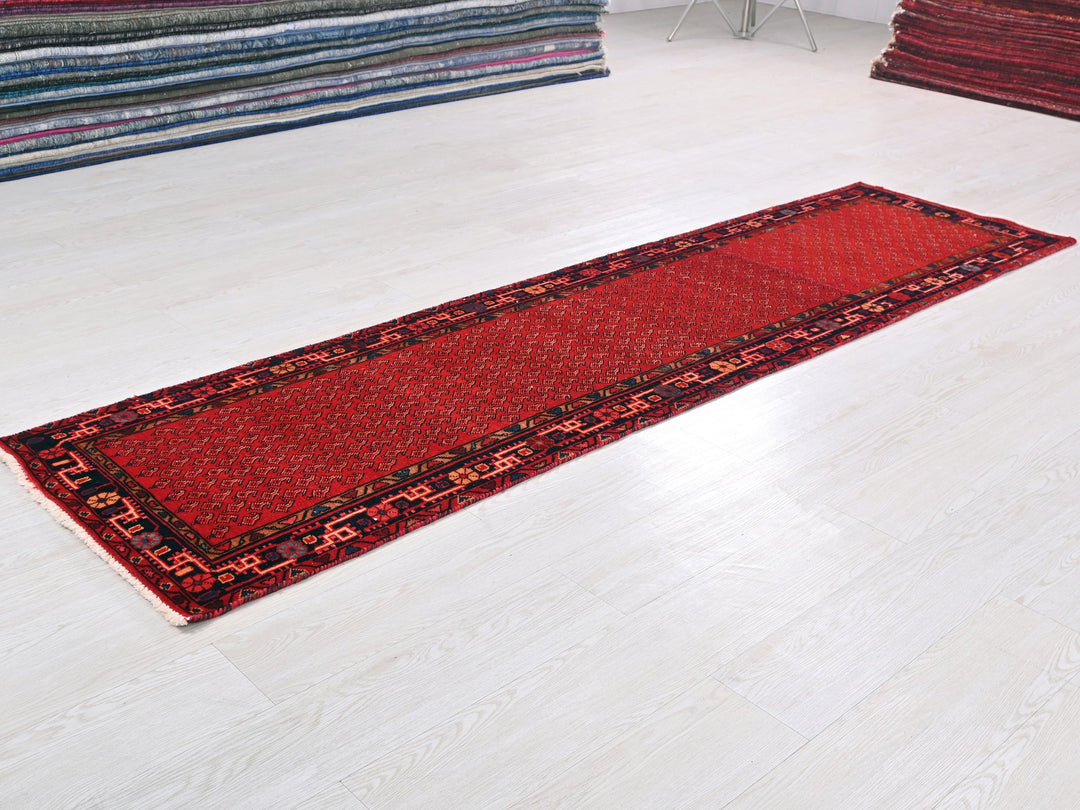 2' 1" x 8' 2"