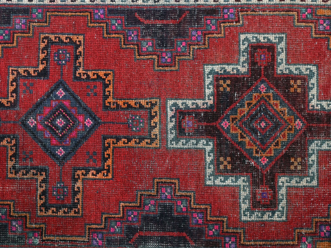 2' 12" x 9' 1"