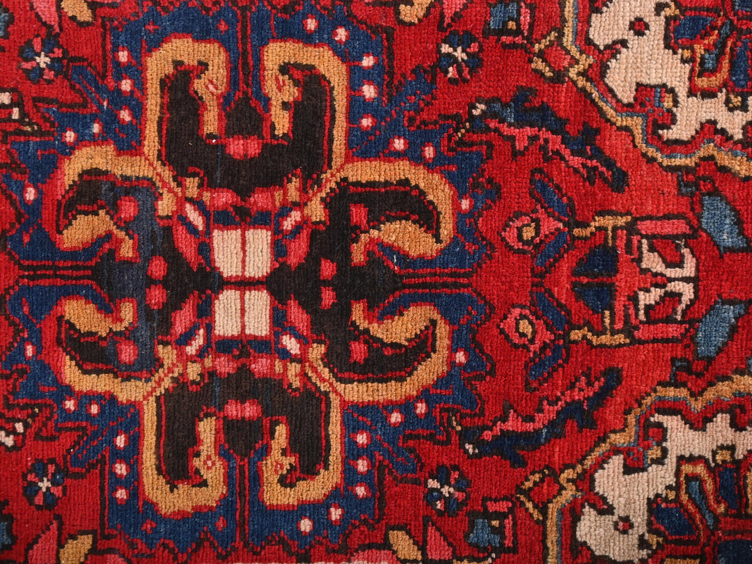 2' 2" x 3' 2"