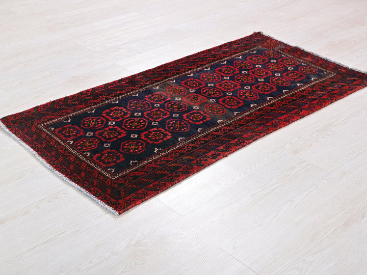 2' 1" x 4' 2"