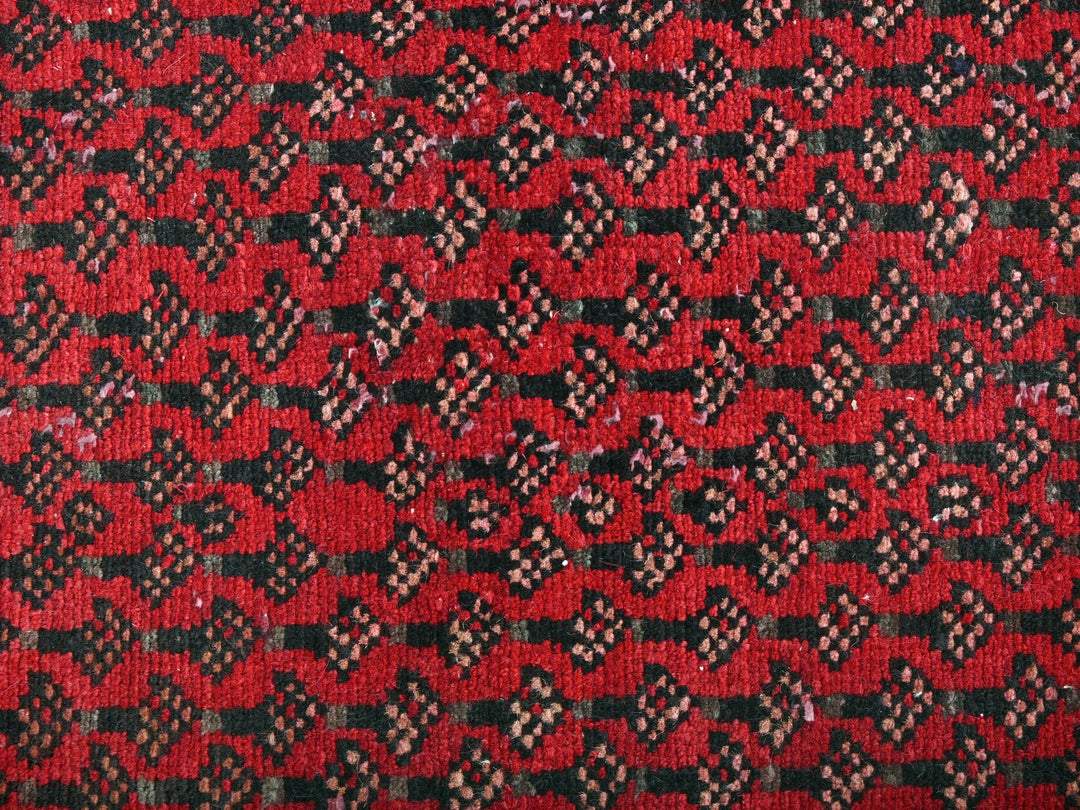2' 10" x 10' 2"