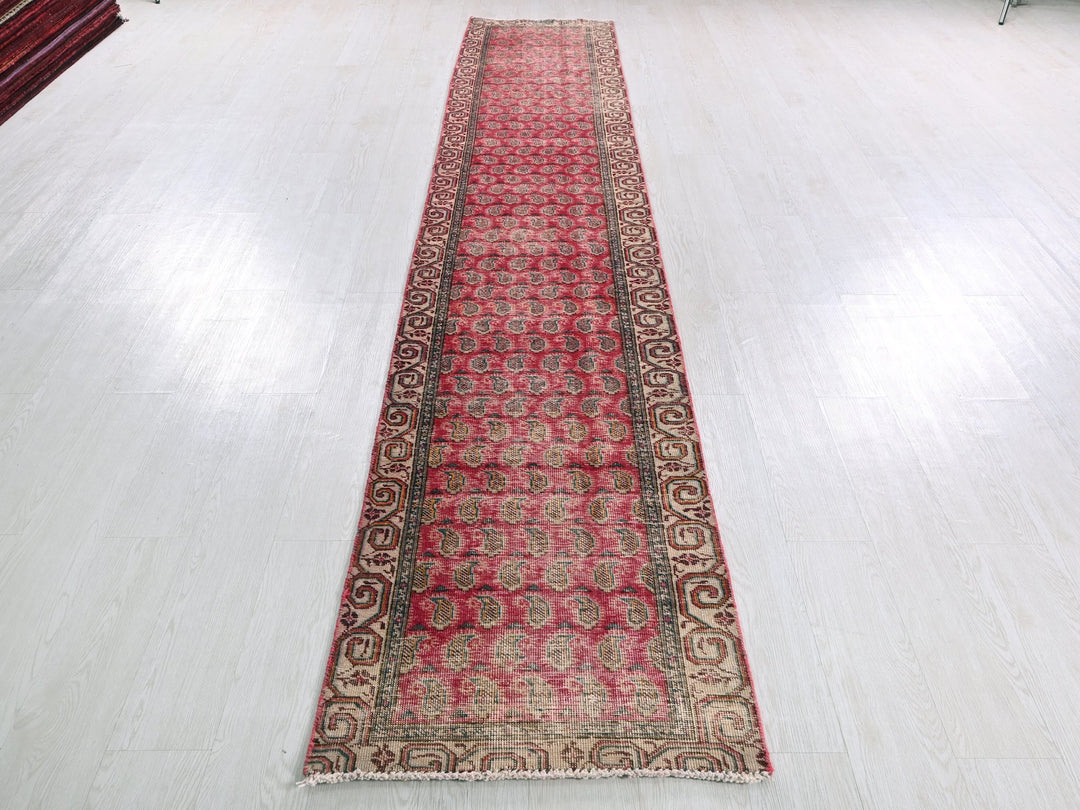 2' 1" x 12' 8"